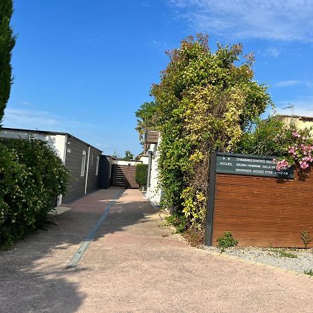 Mas La Farelle Gite, Fitness & Salle De Jeux Gratuite & Spa En Supplement Nimes Exterior foto